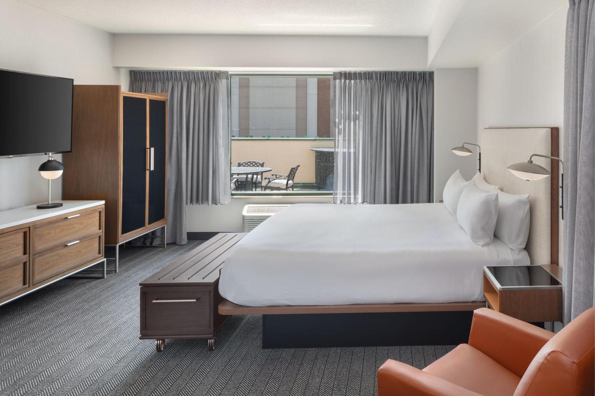 Courtyard By Marriott Stamford Downtown Hotell Exteriör bild
