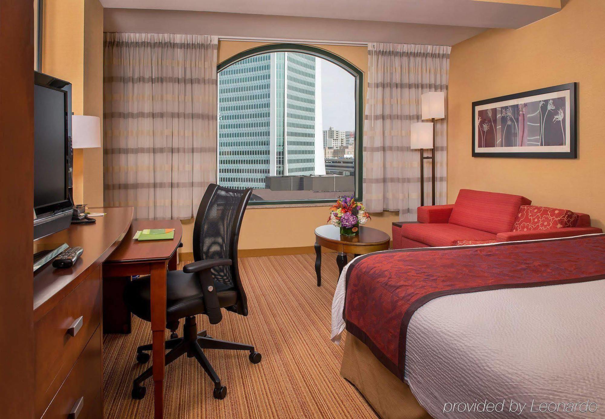 Courtyard By Marriott Stamford Downtown Hotell Exteriör bild